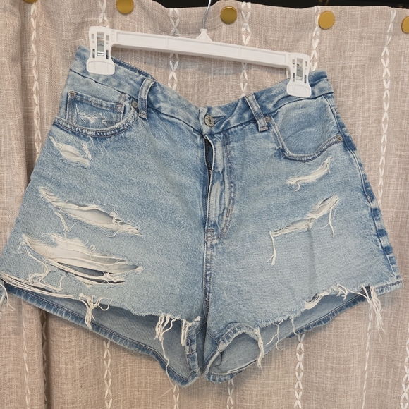 American Eagle Curvy Mom Short - Picture 1 of 6